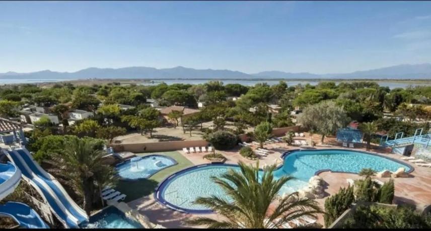 Chez Boby ! Hotel Canet-en-Roussillon Exterior photo